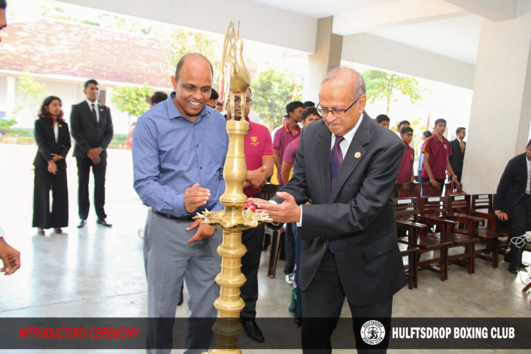 Home oil lamp intoductory event hulftsdorp boxing club